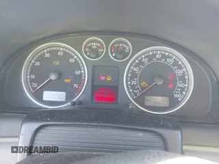 2004 Volkswagen Passat GL z VIN WVWND63B14E340616, wystawiony jako IAAI lot #41435210 z przebiegiem 175 452 mil mil oraz . Historia ofert i sprzedaży dostępna na DreamBid. Obrazek 7.