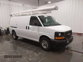 2017 GMC Savana Cargo z VIN 1GTW7AFF7H1264815, wystawiony jako IAAI lot #41325244 z przebiegiem 105 625 mil mil oraz . Historia ofert i sprzedaży dostępna na DreamBid. Obrazek 1.