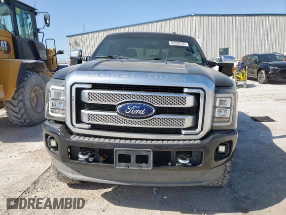 2014 Ford F-250 XL with VIN 1FT7W2BT1EEA14189, listed as a Copart auction lot 52920755 with 219,643 mi miles and Salvage title. Bid and sale history available at DreamBid. Image 5.