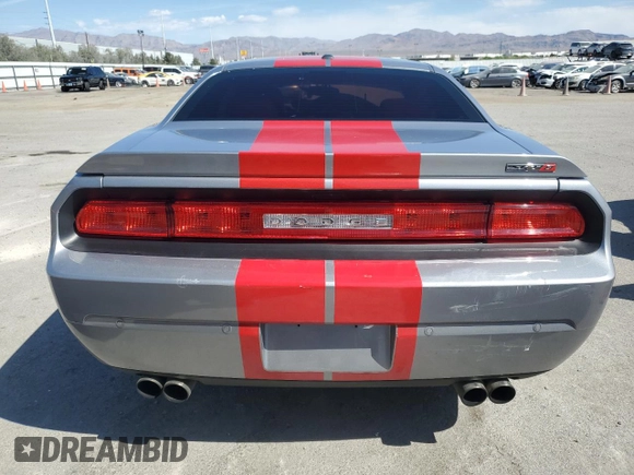 2014 Dodge Challenger SRT-8 z VIN 2C3CDYCJ3EH201998, wystawiony jako Copart lot #53308065 z przebiegiem 57 967 mil mil oraz Szkoda całkowita • Salvage title. Historia ofert i sprzedaży dostępna na DreamBid. Obrazek 6.