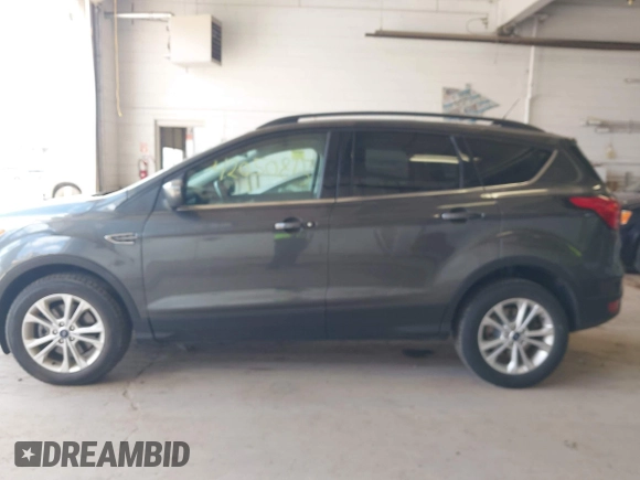 2019 Ford Escape SEL with VIN 1FMCU9HD1KUC04360, listed as a IAAI auction lot 42050815 with 114,741 mi miles. Bid and sale history available at carsss.com. Image 14.