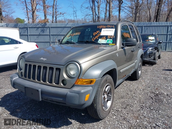 2005 Jeep Liberty Sport with VIN 1J4GL48K35W568972, listed as a IAAI auction lot 41980884 with 198,430 mi miles and . Bid and sale history available at DreamBid. Image 2.