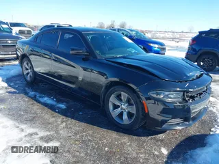 2015 Dodge Charger SXT z VIN 2C3CDXHG5FH841090, wystawiony jako IAAI lot #41293591 z przebiegiem 107 732 mil mil oraz . Historia ofert i sprzedaży dostępna na DreamBid. Obrazek 1.