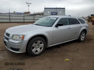 2008 Dodge Magnum with VIN 2D4FV47TX8H148105, listed as a Copart auction lot 86768634 with 102,483 mi miles and Salvage Title. Bid and sale history available at carsss.com. Image 1.