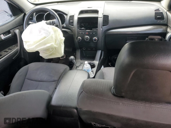 2013 Kia Sorento LX with VIN 5XYKT4A29DG402154, listed as a Copart auction lot 51682445 with 208,869 mi miles and Salvage Title. Bid and sale history available at carsss.com. Image 8.