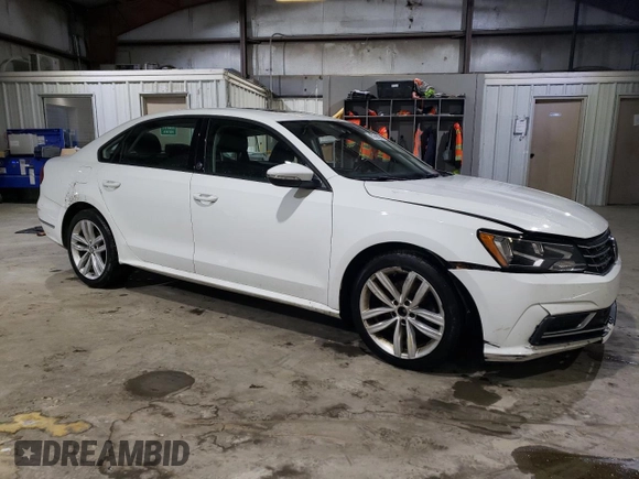 2019 Volkswagen Passat Wolfsburg Edition z VIN 1VWLA7A36KC000255, wystawiony jako Copart lot #45758675 z przebiegiem 74 266 mil mil oraz Szkoda całkowita • Salvage title. Historia ofert i sprzedaży dostępna na DreamBid. Obrazek 4.