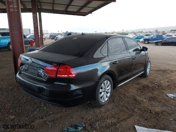2015 Volkswagen Passat 1.8T S with VIN 1VWAT7A31FC066199, listed as a IAAI auction lot 41684714 with 1 mi miles. Bid and sale history available at carsss.com. Image 4.
