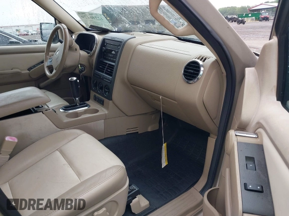 2007 Ford Explorer Sport Trac Limited with VIN 1FMEU33827UA32458, listed as a IAAI auction lot 42346429 with 209,498 mi miles and . Bid and sale history available at DreamBid. Image 5.