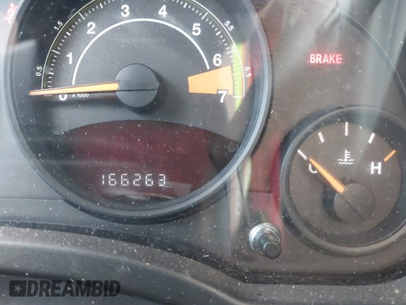 2016 Jeep Patriot Latitude with VIN 1C4NJPFB0GD582527, listed as a IAAI auction lot 41494076 with 166,263 mi miles and . Bid and sale history available at DreamBid. Image 15.