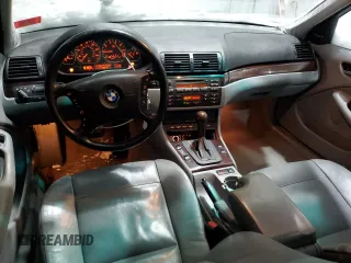 2005 BMW 3 Series 330xi с VIN WBAEW53485PN37386, выставлен на аукционе Copart как лот 42941645 с пробегом 141 358 миль миль и Списание • Salvage title. История ставок и продаж доступна на DreamBid. Изображение 8.
