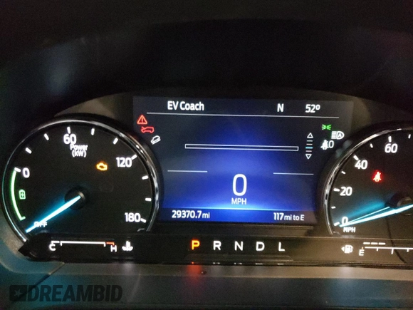 2022 Ford Escape SE Hybrid with VIN 1FMCU9BZ7NUA61357, listed as a Copart auction lot 44249845 with 29,370 mi miles and Clean Title. Bid and sale history available at carsss.com. Image 9.