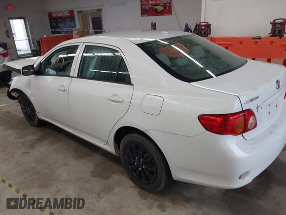 2009 Toyota Corolla z VIN 2T1BU40E89C129686, wystawiony jako IAAI lot #42251775 z przebiegiem 185 332 mil mil oraz . Historia ofert i sprzedaży dostępna na DreamBid. Obrazek 3.