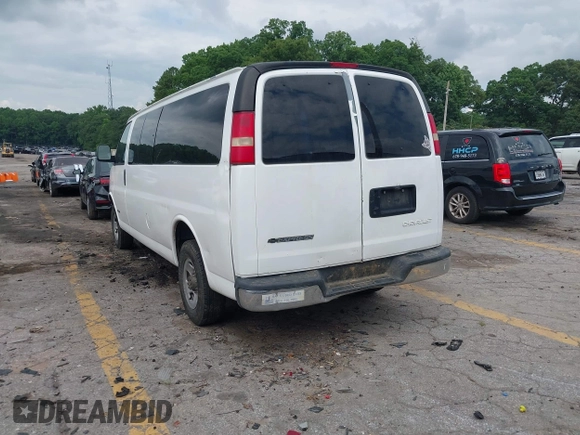2006 Chevrolet Express Passenger with VIN 1GAHG39U661109144, listed as a IAAI auction lot 42439731 with 163,372 mi miles and . Bid and sale history available at DreamBid. Image 3.