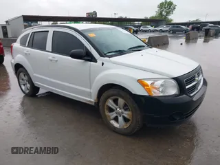 2012 Dodge Caliber SXT z VIN 1C3CDWDA2CD510181, wystawiony jako IAAI lot #42146379 z przebiegiem 84 648 mil mil oraz . Historia ofert i sprzedaży dostępna na DreamBid. Obrazek 1.
