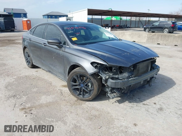 2020 Ford Fusion SE with VIN 3FA6P0HD7LR169021, listed as a IAAI auction lot 41575796 with 77,824 mi miles. Bid and sale history available at carsss.com. Image 1.