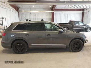 2019 Audi Q7 Premium Plus z VIN WA1LAAF7XKD045120, wystawiony jako IAAI lot #42426678 z przebiegiem 97 205 mil mil oraz . Historia ofert i sprzedaży dostępna na DreamBid. Obrazek 14.