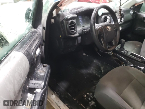 2023 Toyota Tacoma SR z VIN 3TYRX5GN6PT079381, wystawiony jako Copart lot #81633904 z przebiegiem 20 315 mil mil oraz Szkoda całkowita • Salvage title. Historia ofert i sprzedaży dostępna na DreamBid. Obrazek 8.