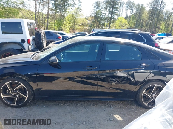 2023 Hyundai Elantra N Line z VIN KMHLR4AF9PU517535, wystawiony jako IAAI lot #41983629 z przebiegiem 20 988 mil mil oraz . Historia ofert i sprzedaży dostępna na DreamBid. Obrazek 14.
