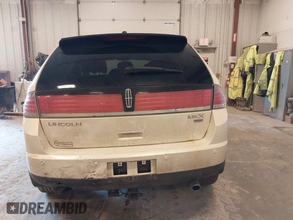 2008 Lincoln MKX with VIN 2LMDU88C58BJ28148, listed as a IAAI auction lot 41983477 with 234,905 mi miles and . Bid and sale history available at DreamBid. Image 16.