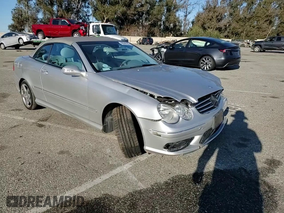 2005 Mercedes-Benz CLK 500 with VIN WDBTK75G55T041461, listed as a Copart auction lot 49849125 with 115,280 mi miles and Salvage title. Bid and sale history available at DreamBid. Image 11.