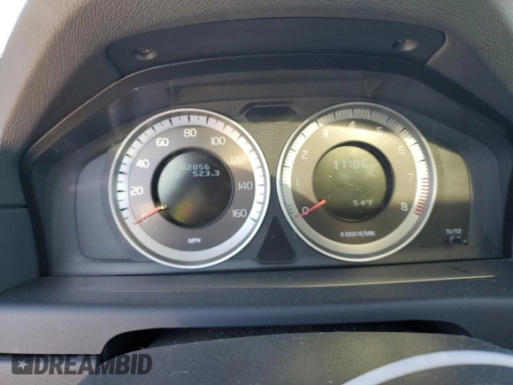 2013 Volvo XC70 3.2L with VIN YV4940BZ6D1154961, listed as a Copart auction lot 41825655 with 82,056 mi miles and Salvage Title. Bid and sale history available at DreamBid. Image 9.