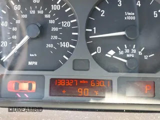 2004 BMW 3 Series 325xi with VIN WBAEU33414PM61213, listed as a IAAI auction lot 42201782 with 138,327 mi miles and . Bid and sale history available at carsss.com. Image 7.