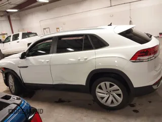 2022 Volkswagen Atlas SE с VIN 1V2KC2CA4NC214204, выставлен на аукционе IAAI как лот 41824976 с пробегом 25 122 миль миль и . История ставок и продаж доступна на DreamBid. Изображение 15.