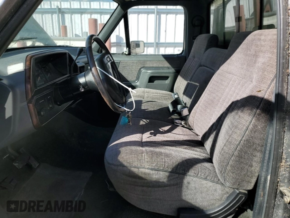 1990 Ford F-150 with VIN 1FTEF15N1LKB17139, listed as a Copart auction lot 71880524 with 58,588 mi miles and Clean Title. Bid and sale history available at carsss.com. Image 7.