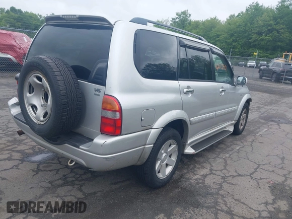 2003 Suzuki XL7 Touring with VIN JS3TX92VX34114737, listed as a IAAI auction lot 42072909 with 246,655 mi miles and . Bid and sale history available at DreamBid. Image 4.