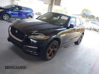2017 Jaguar F-Pace 35t R-Sport z VIN SADCL2BV7HA063633, wystawiony jako IAAI lot #42561114 z przebiegiem 131 230 mil mil oraz . Historia ofert i sprzedaży dostępna na DreamBid. Obrazek 17.