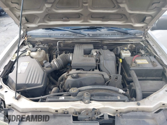 2005 Chevrolet Colorado Z71 with VIN 1GCDS146158157027, listed as a IAAI auction lot 41529507 with 262,463 mi miles and . Bid and sale history available at DreamBid. Image 10.