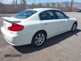 2005 Infiniti G35 z VIN JNKCV51F85M305002, wystawiony jako IAAI lot #42301953 z przebiegiem 161 172 mil mil oraz . Historia ofert i sprzedaży dostępna na DreamBid. Obrazek 4.