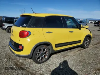 2014 FIAT 500L Trekking with VIN ZFBCFADH2EZ003778, listed as a Copart auction lot 46071835 with 71,665 mi miles and Salvage Title. Bid and sale history available at DreamBid. Image 3.