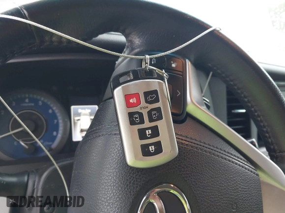 2016 Toyota Sienna XLE with VIN 5TDYK3DC8GS721290, listed as a IAAI auction lot 42127035 with 142,150 mi miles and . Bid and sale history available at DreamBid. Image 11.