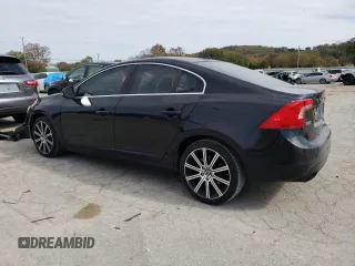 2015 Volvo S60 T5 Drive-E Platinum with VIN YV140MFD9F1317310, listed as a Copart auction lot 73560723 with 132,252 mi miles. Bid and sale history available at carsss.com. Image 2.