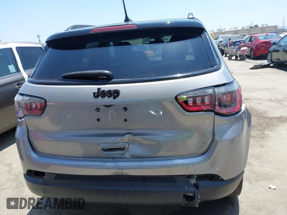 2019 Jeep Compass Latitude with VIN 3C4NJCBBXKT613848, listed as a IAAI auction lot 42598962 with 47,550 mi miles and . Bid and sale history available at DreamBid. Image 16.
