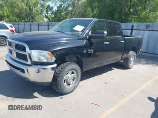2012 Ram 2500 ST z VIN 3C6UD5CL2CG291018, wystawiony jako IAAI lot #42573010 z przebiegiem Nie podano mil oraz . Historia ofert i sprzedaży dostępna na DreamBid. Obrazek 16.