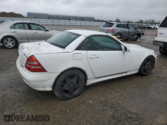2001 Mercedes-Benz SLK-Class Kompressor with VIN WDBKK49F71F215406, listed as a Copart auction lot 49021325 with 101,479 mi miles and Salvage Title. Bid and sale history available at carsss.com. Image 3.