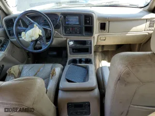 2003 Chevrolet Tahoe Z71 with VIN 1GNEK13Z33R132368, listed as a Copart auction lot 53103545 with 215,838 mi miles and Salvage Title. Bid and sale history available at carsss.com. Image 8.