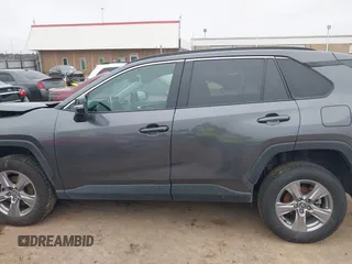 2024 Toyota RAV4 XLE with VIN 2T3P1RFV7RC401364, listed as a IAAI auction lot 41500119 with 33,710 mi miles and . Bid and sale history available at DreamBid. Image 14.