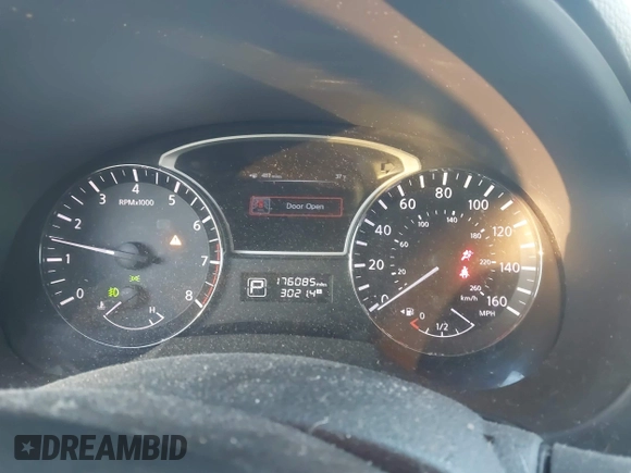2013 Nissan Altima SV with VIN 1N4BL3AP3DC130944, listed as a IAAI auction lot 41245785 with 176,085 mi miles and . Bid and sale history available at DreamBid. Image 7.