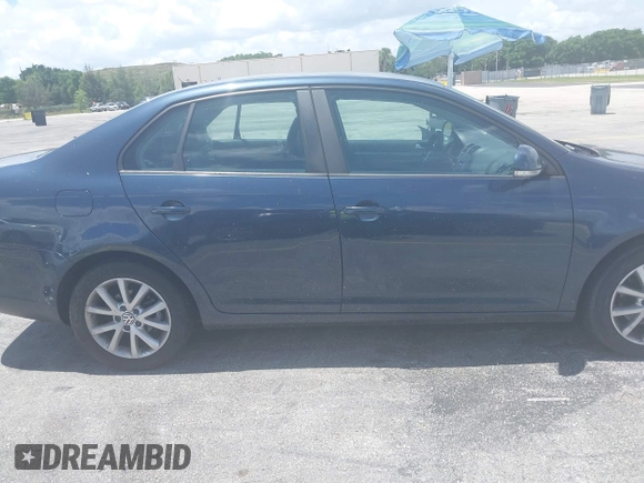 2010 Volkswagen Jetta Limited Edition with VIN 3VWAX7AJ9AM146831, listed as a IAAI auction lot 42545569 with 137,061 mi miles and . Bid and sale history available at DreamBid. Image 12.