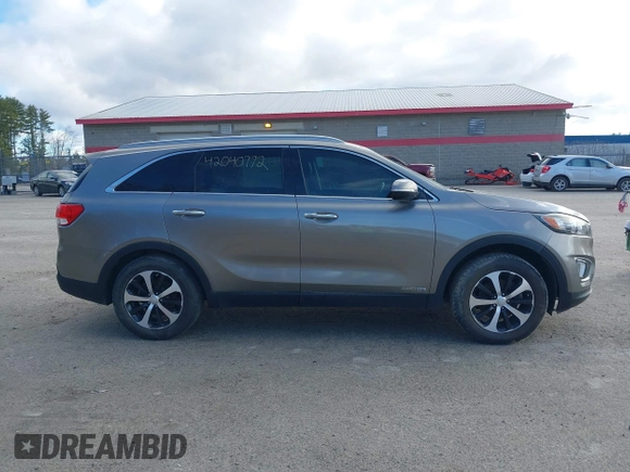2016 Kia Sorento EX with VIN 5XYPHDA58GG015715, listed as a IAAI auction lot 42040772 with 146,645 mi miles and . Bid and sale history available at DreamBid. Image 13.