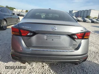 2022 Nissan Altima 2.0 SR with VIN 1N4AL4CV3NN310654, listed as a Copart auction lot 81915334 with 69,558 mi miles and Salvage Title. Bid and sale history available at carsss.com. Image 6.