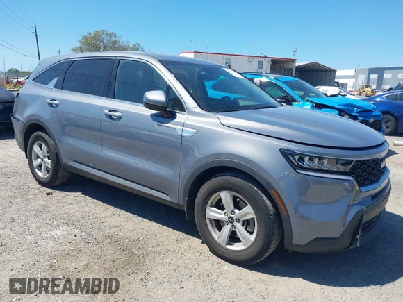 2023 Kia Sorento LX with VIN 5XYRG4LC0PG197546, listed as a IAAI auction lot 41775312 with 30,881 mi miles. Bid and sale history available at carsss.com. Image 1.