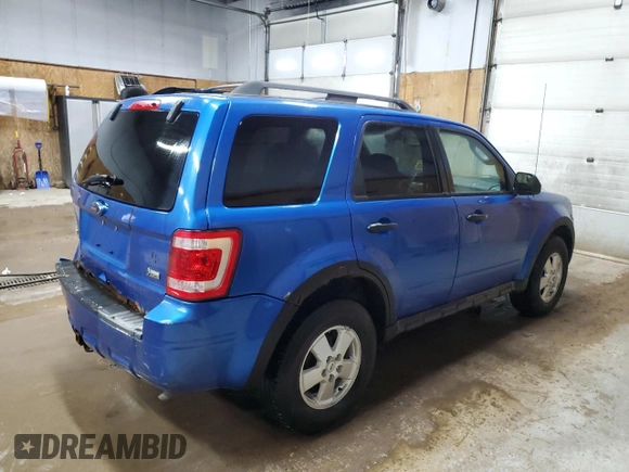 2012 Ford Escape XLT z VIN 1FMCU9DG3CKB40111, wystawiony jako Copart lot #52329085 z przebiegiem 106 114 mil mil oraz Czysty tytuł • Clean title. Historia ofert i sprzedaży dostępna na DreamBid. Obrazek 3.