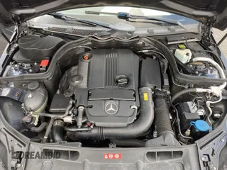 2013 Mercedes-Benz C 250 Sport с VIN WDDGF4HB2DR246422, выставлен на аукционе Copart как лот 65942685 с пробегом 118 019 миль миль и Чистый • Clean title. История ставок и продаж доступна на DreamBid. Изображение 7.