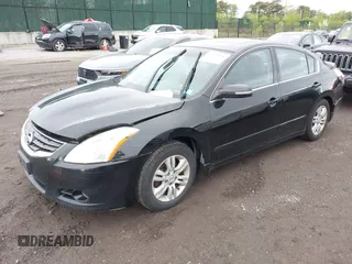 2011 Nissan Altima 2.5 S with VIN 1N4AL2APXBN473385, listed as a IAAI auction lot 42199191 with 255,902 mi miles. Bid and sale history available at carsss.com. Image 2.