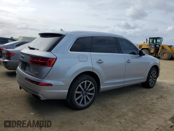 2017 Audi Q7 Premium Plus with VIN WA1LAAF78HD024906, listed as a Copart auction lot 50955025 with 124,894 mi miles and Salvage title. Bid and sale history available at DreamBid. Image 3.
