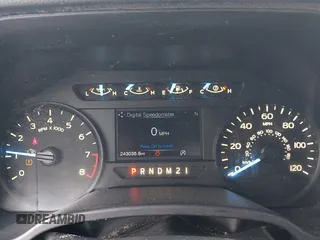 2018 Ford F-150 XL with VIN 1FTMF1CB0JFE21234, listed as a IAAI auction lot 42605399 with 243,035 mi miles and . Bid and sale history available at DreamBid. Image 7.